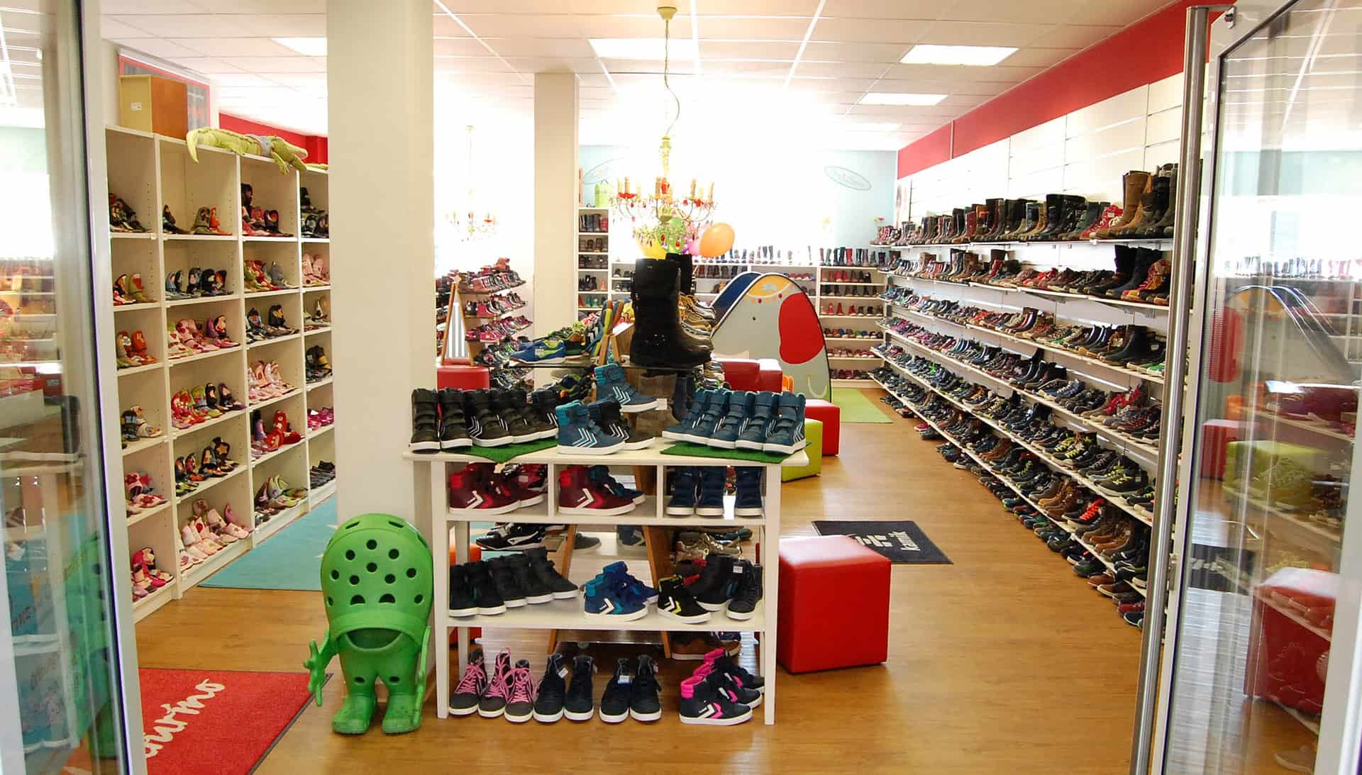WasWoFindenKinderschuhe Die richtigen Kinderschuhe von Anfang an - Prinz und Prinzessin