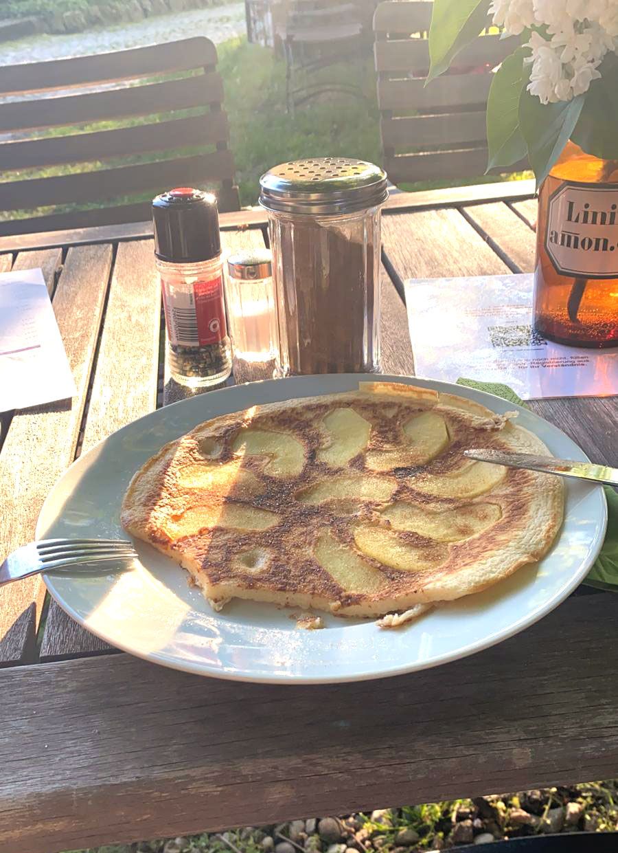 WasWoFinden Biergaerten Nordheide Kopie Pfannkuchen Montag im Makens Hoff