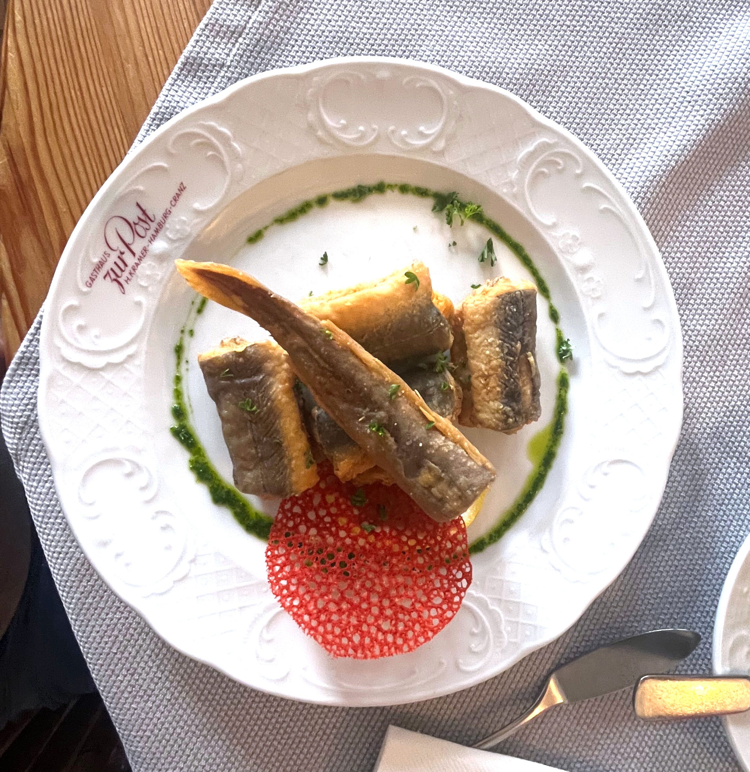 Aal_gebraten_Hamburg Gasthaus zum 100-jaehrigen Aussenlaterne in Hittfeld