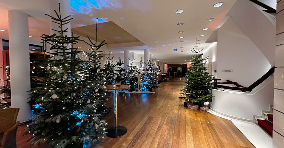 Kunsthandwerk und Antiquitaeten Hotel Lindtner zu Weihnachten